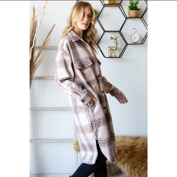 Veveret Plaid long trench flannel - Beige and Brown - Picture 2 of 7